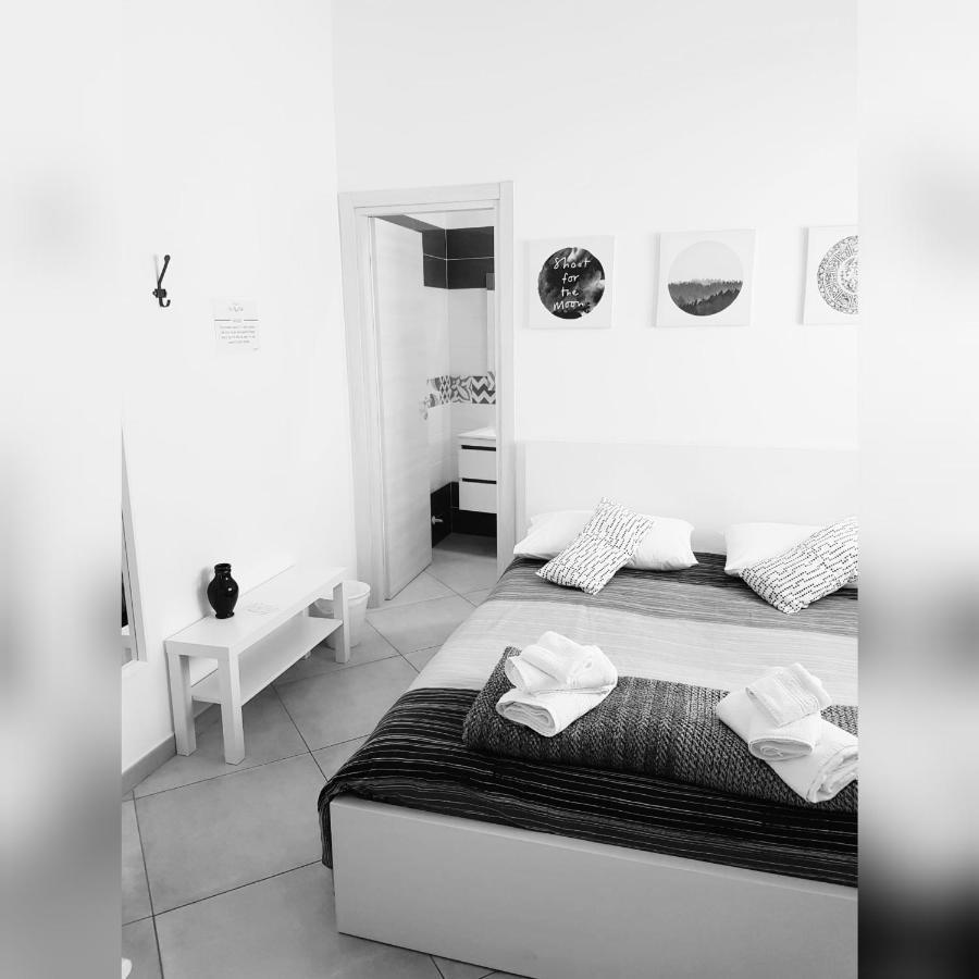 B&B Sole Mare Vento Maruggio Exterior photo
