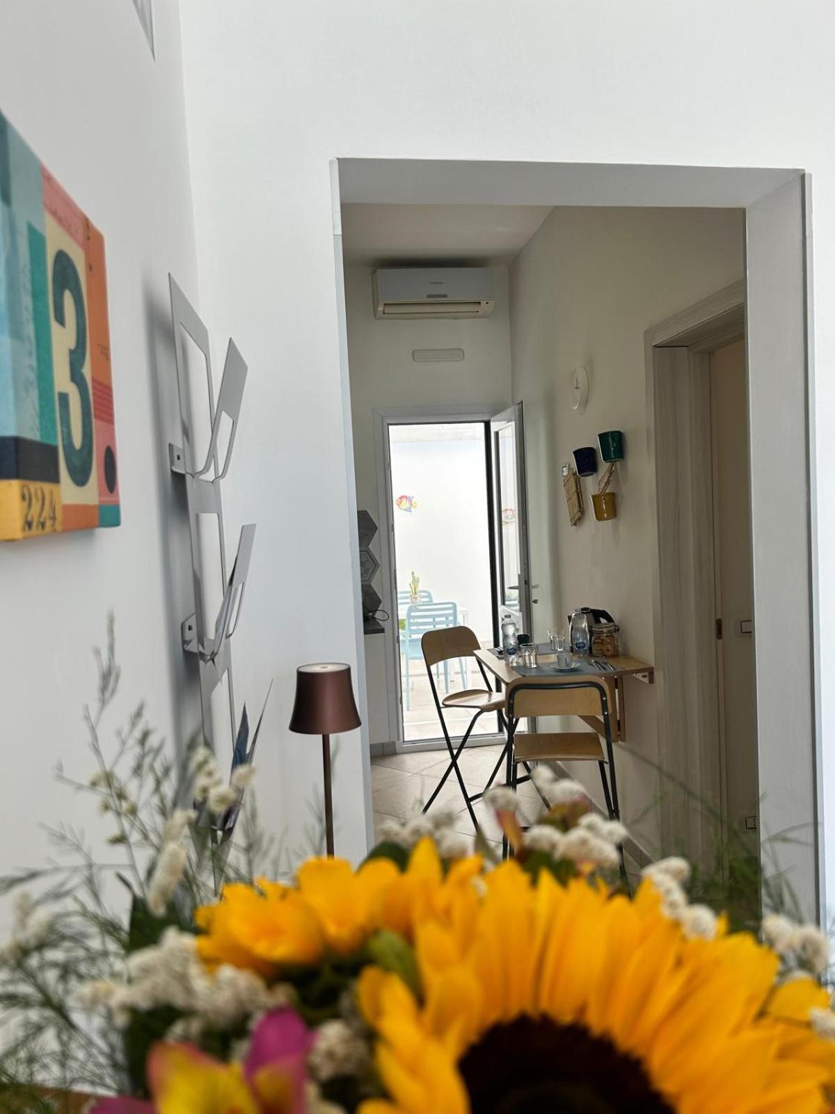 B&B Sole Mare Vento Maruggio Exterior photo
