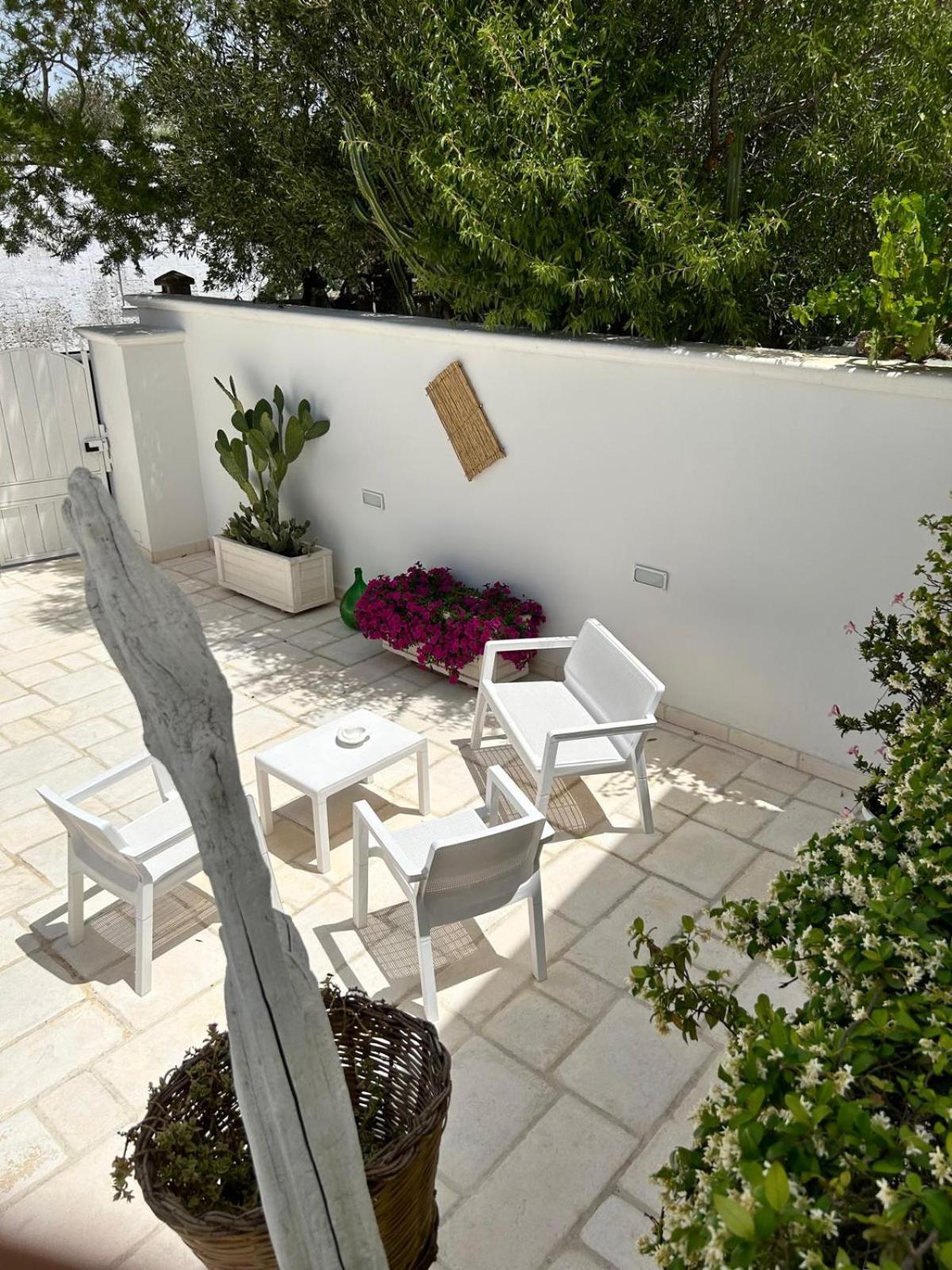 B&B Sole Mare Vento Maruggio Exterior photo